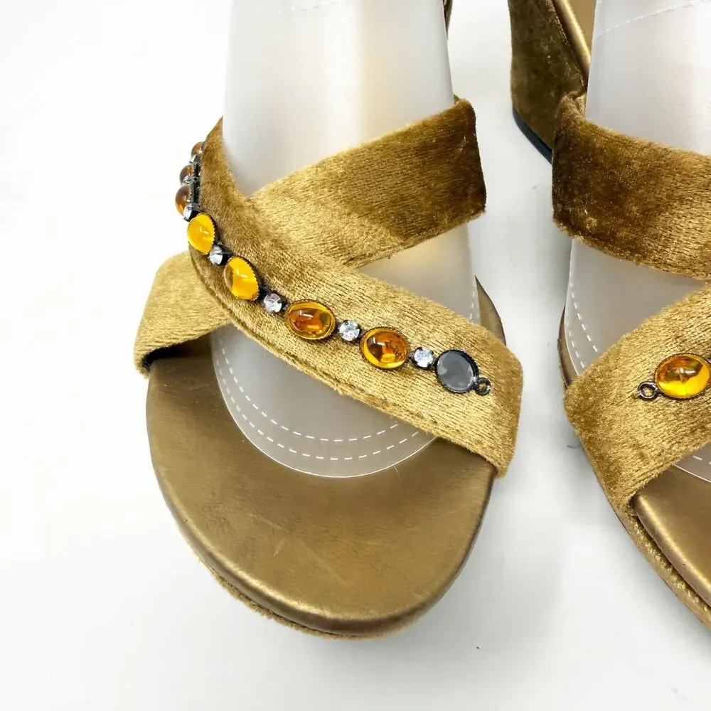 NWOB Vintage Y2K Fioni Gold Velvet Wedge High Heels Women's Sz 9 Jewel Accents